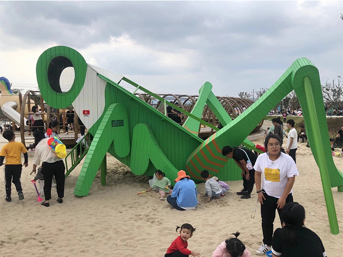 六安戶外游樂場設(shè)備價(jià)格多少